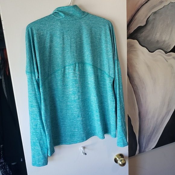 Nike Dry Fit running shirt - Picture 3 of 7